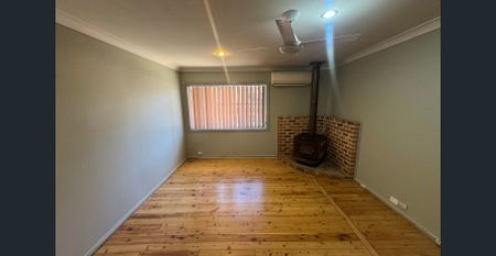 View Saturday at 1.50pm - 2.10pm - Photo 2