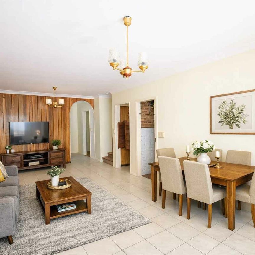 Spacious & Well-Maintained 3 Bed Townhouse in the Heart of Cabramatta - Photo 1