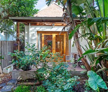 Distinguished Drummond - Photo 6