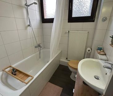 Schöne 2-Zimmer Wohnung mit Einbauküche - Photo 5