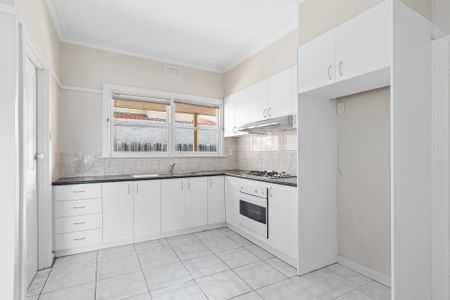 Thinking of selling? Contact our agent - Photo 3