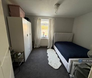 2 bedroom maisonette to rent - Photo 4