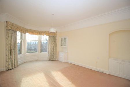 5 bedroom semi-detached house to rent - Photo 3