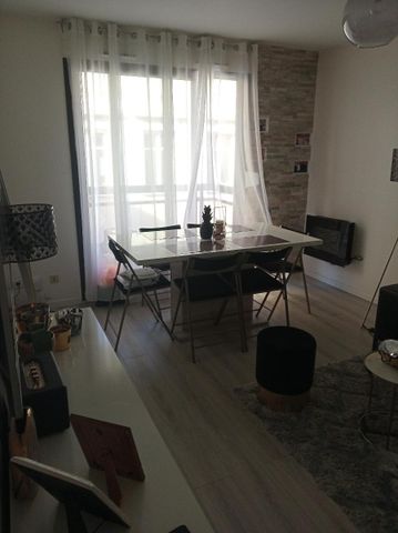 Location Appartement 2 pièces 48m² LYON 6ème - Photo 5