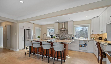 For Lease - 28 Dale Avenue, Hamilton, Ontario - Photo 2