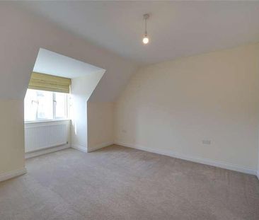 Marriot Cottage, Hamilton Road, Newmarket, Suffolk, CB8 - Photo 2