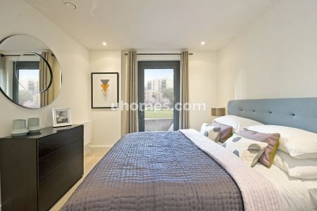2 Bedroom Apartment - Photo 3