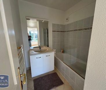 Location Appartement 2 pièces 43m² MARMANDE 47200 - Photo 4
