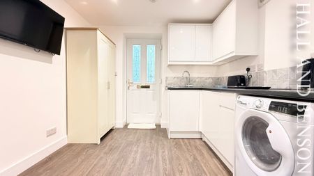 CressyRoad, Alfreton - Photo 2