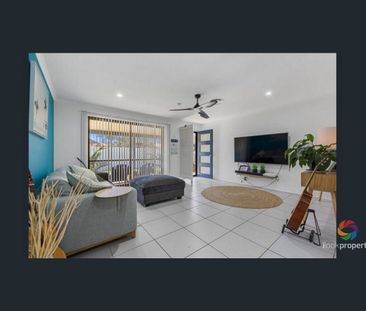 Close to the beach. - Photo 1