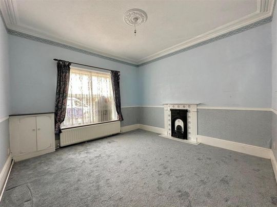 5 bedroom end of terrace house to rent - Photo 1