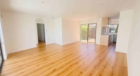 Welcome Home to Comfortable Living in Rosehill! - Photo 2