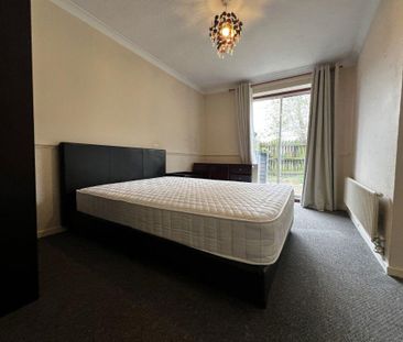 4 bedroom terraced house to rent - Photo 6