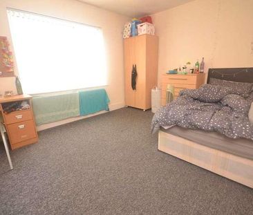 Donnington Gardens, Reading, RG1 - Photo 3