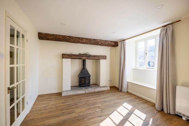 The Grange, South Stoke - Photo 1