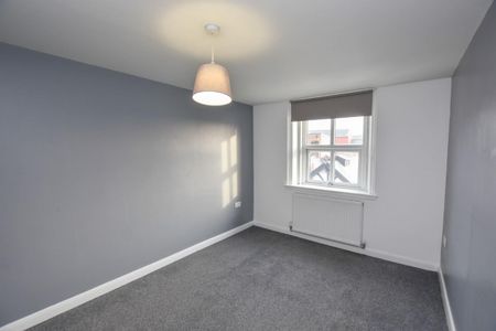 1 bed Apartment for Rent - Photo 2