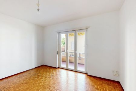 Vivi al meglio: Appartamento 3.5 locali luminoso in posizione strategica - Foto 3