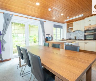 Tongdean Lane - Photo 2