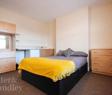 1 bedroom in a house share to rent - Photo 3