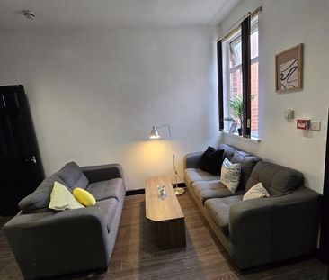 Room in a Shared House, Ashville Road, LS6 - Photo 5