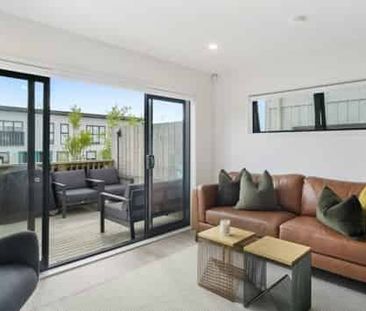 Townhouse Delight - Photo 1