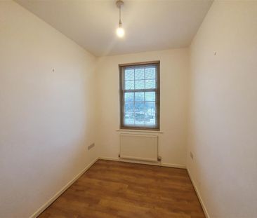 Loughborough Road, LE4, Leicester - Photo 2