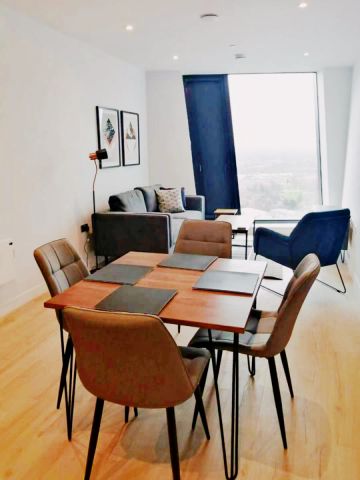 2 Bedrooms 1 bathroom - Photo 5
