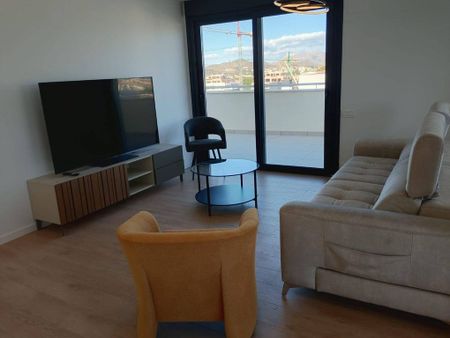 3 bedroom luxury penthouse for rent in Murcia - Photo 2