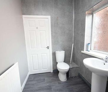 Catherine Terrace, Shield Row, Stanley, DH9 - Photo 5