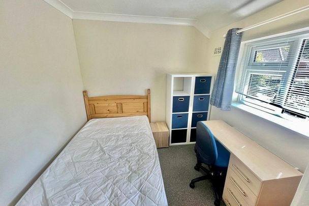 Fairfax Road - Photo 1