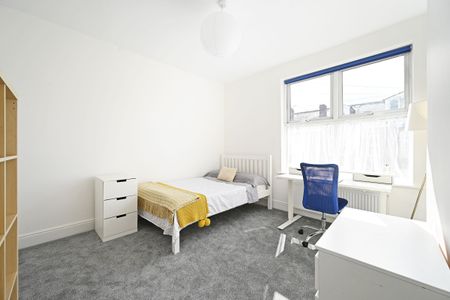 4 bedroom house share to rent - Photo 5