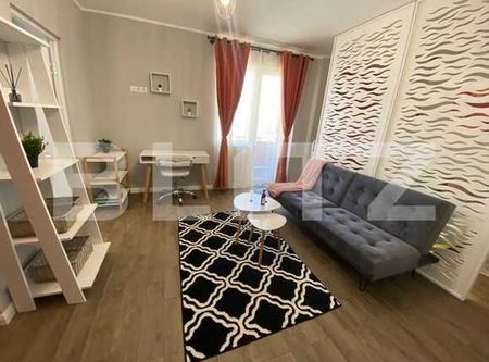 Apartament superb cu o camera, prima inchiriere, parcare, zona Terra! - Fotografie 3