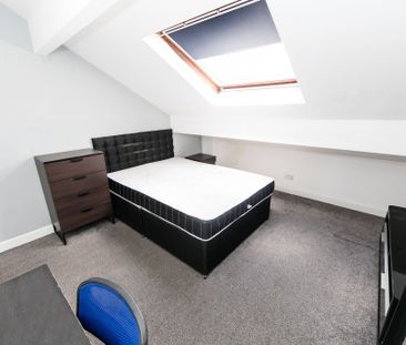 Hartley Grove, Hyde Park, Leeds - Photo 2