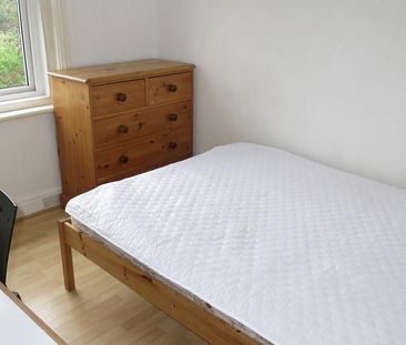 Bournemouth Bingham Road Winton, BH9, Dorset - Photo 4