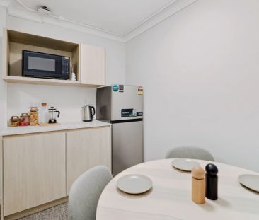 Dual Living 02 - Photo 4