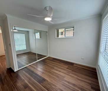 LOVELY 2 BEDROOM VILLA IN SOUGHT AFTER COMPLEX - Photo 3