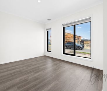 Brand New Family Home - Photo 1