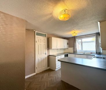 3 bedroom terraced house to rent - Photo 6