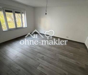 Ruhige 4-Zimmer Wohnung mit 1,5 Bädern + 360grad Balkon - Photo 2