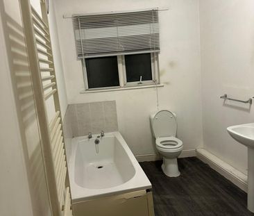 Clough Road, Hull - Photo 5