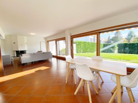 Beautiful semi-detached villa with 6.5 rooms in Pregny-Chambésy. - Foto 1