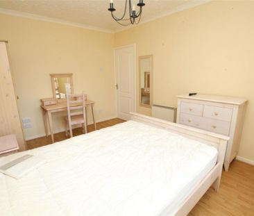 2 bedroom maisonette to rent - Photo 2