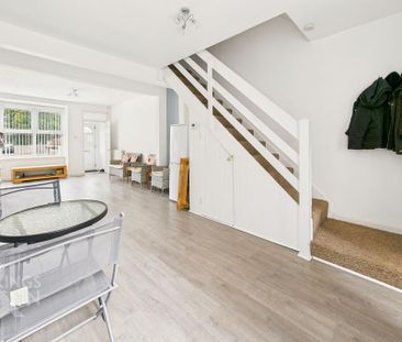 3 bedroom terraced house to rent - Photo 6