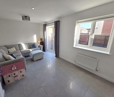 3 bedroom detached house to rent - Photo 1