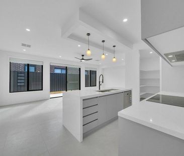 Charming and Spacious Home You'll Love - Photo 4