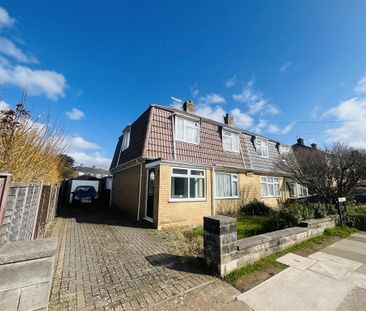 3 bedroom semi-detached house to rent - Photo 4