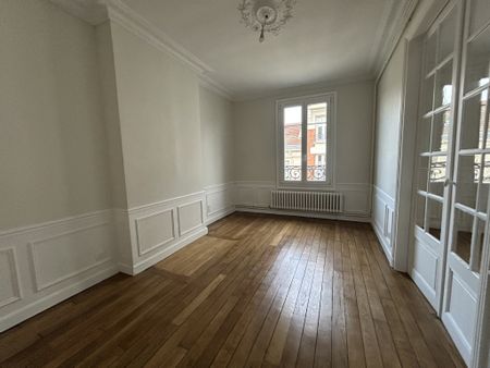 Appartement RUE DES POISSONNIERS - Photo 3