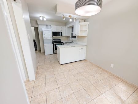 All Inclusive 3 Bedroom Main Unit In Niagara Falls - Photo 4