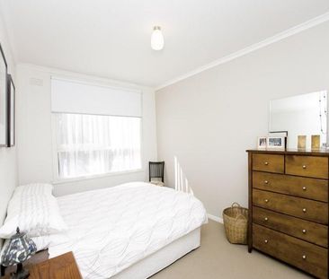 1/3 Jessie Street, Northcote VIC 3070 - Photo 2