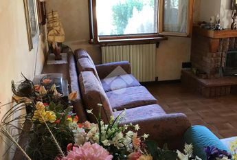 Casa indipendente in affitto